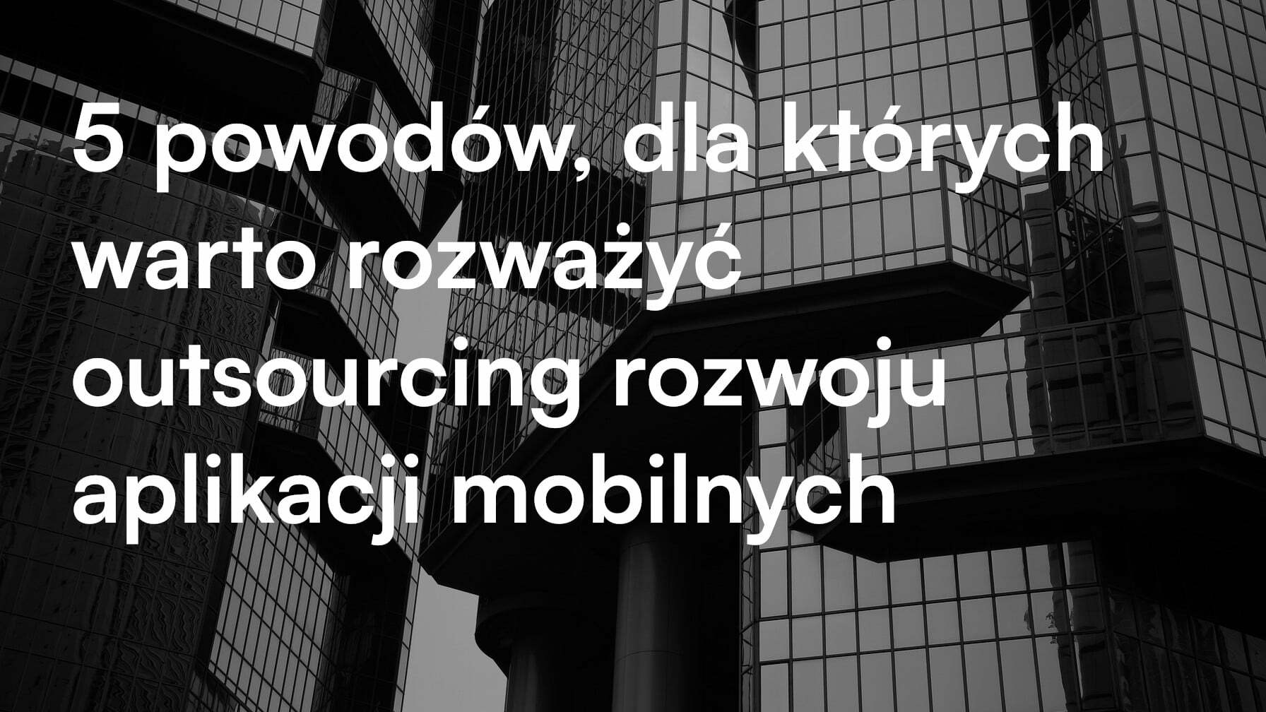 okladka artykulu o korzyściach z outsourcingu